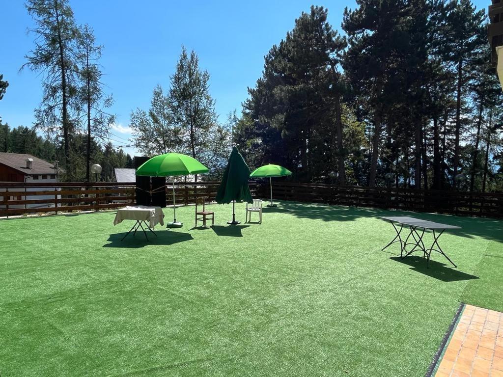 Hostel Il Pirata Каварено Екстер'єр фото